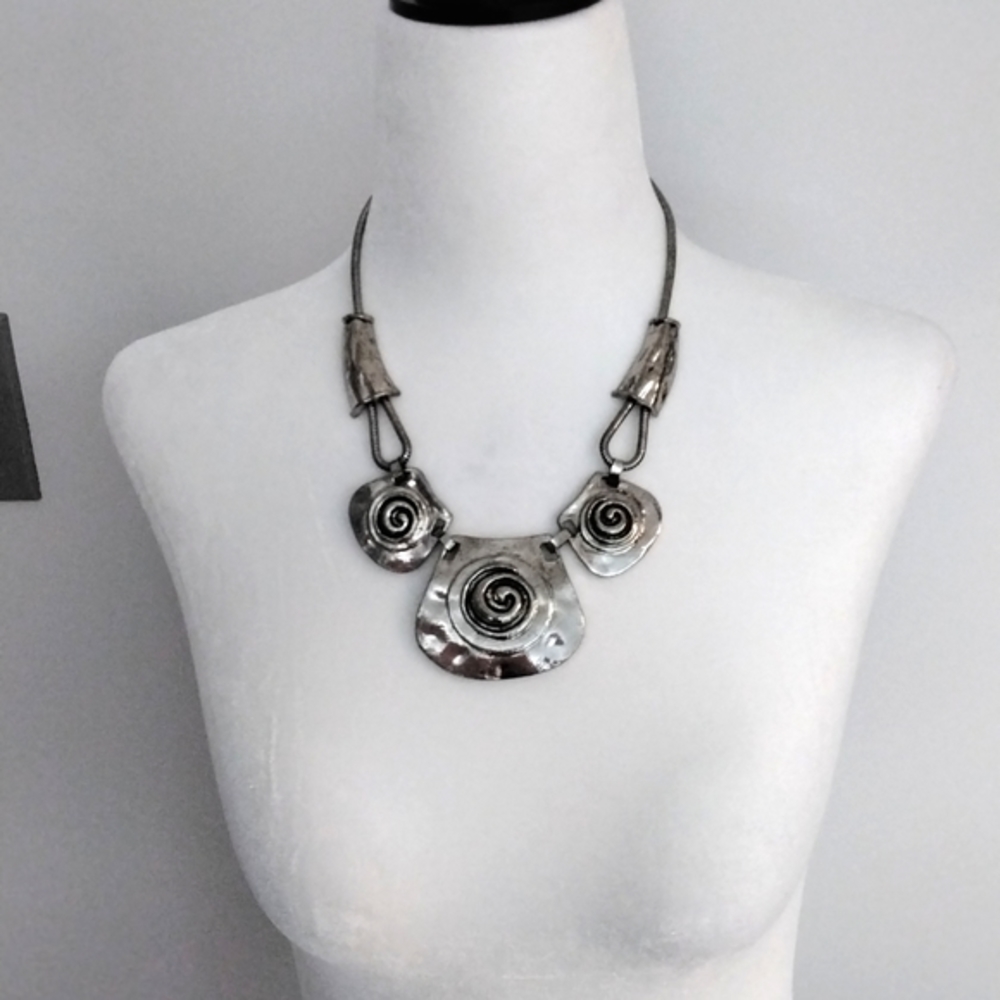 Silvertone statement necklace